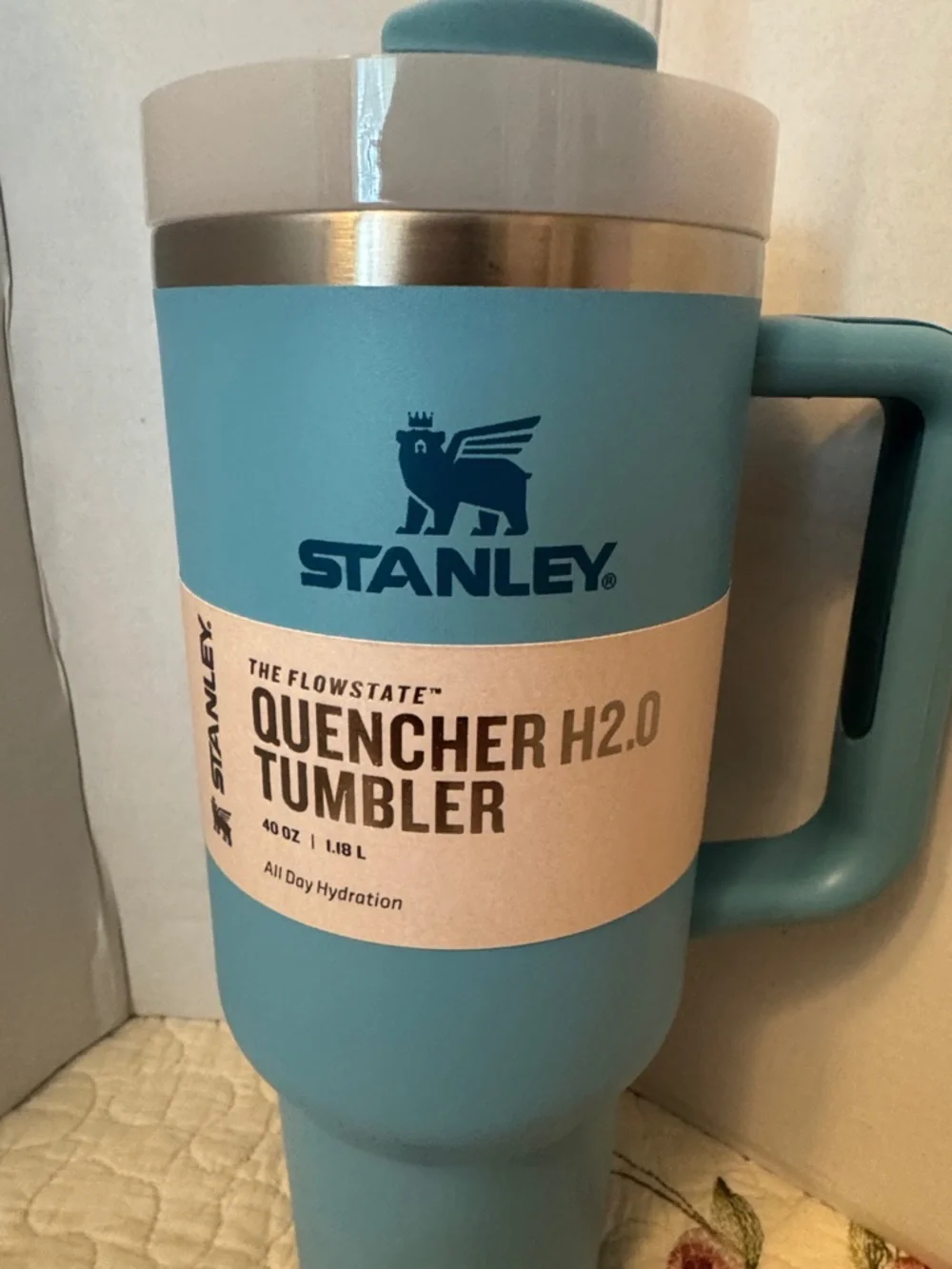 Stanley Quencher H2.0 Tumbler - Light Blue with White Lid - Picture 2 of 5